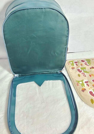 Showing off removable insert